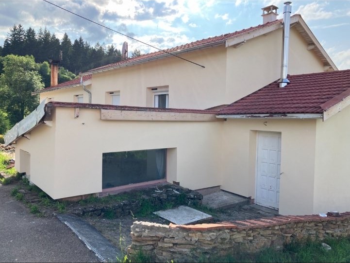 Façade rénovée — après travaux Instantbat